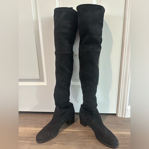 Stuart Weitzman Shoes - STUART WEITZMAN suede knee high boots👢🔥